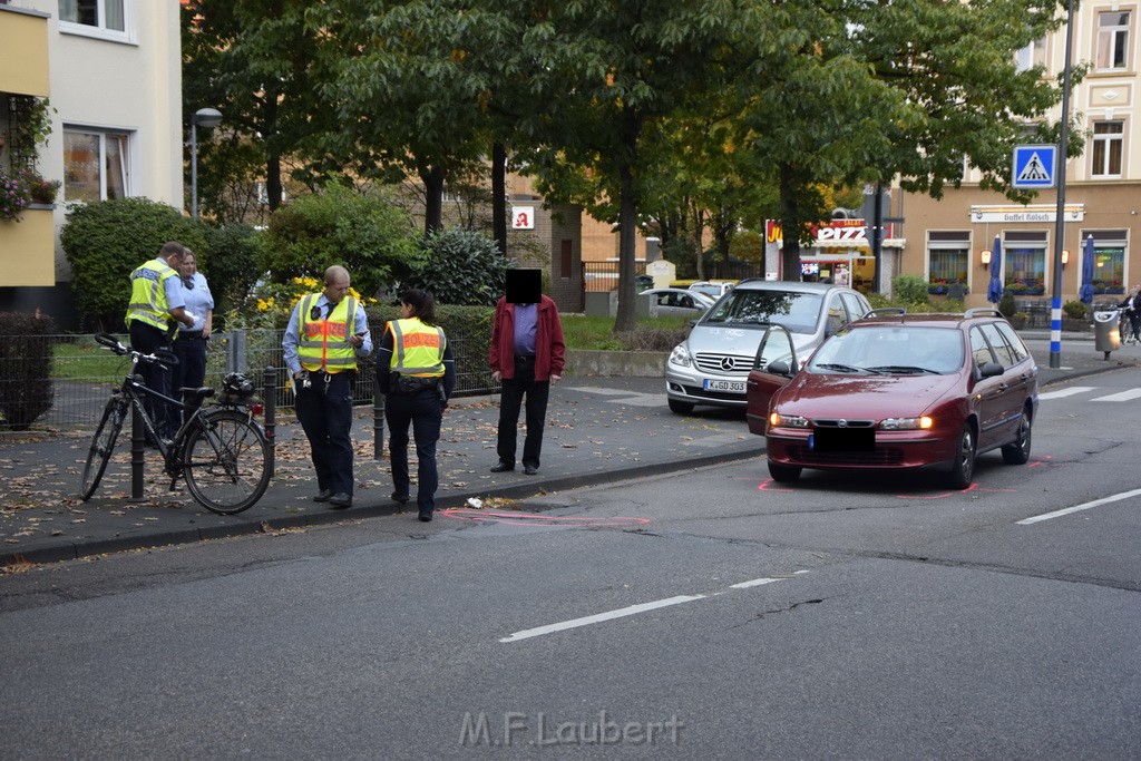 VU Rad Pkw Koeln Buchheim Herlerstr P08.JPG - Miklos Laubert